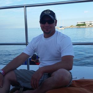 Meet your Posher, Wade